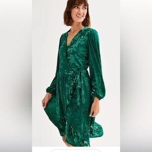 Womens Draper James Velvet Green  Burnout Wrap Dress SOLD OUT Large
